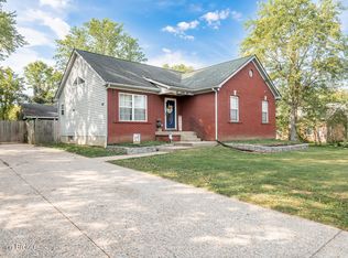 10302 Easum Rd, Louisville, KY 40299