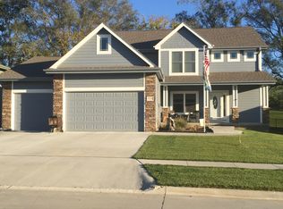 55 Kingsridge Dr N, Council Bluffs, IA 51503