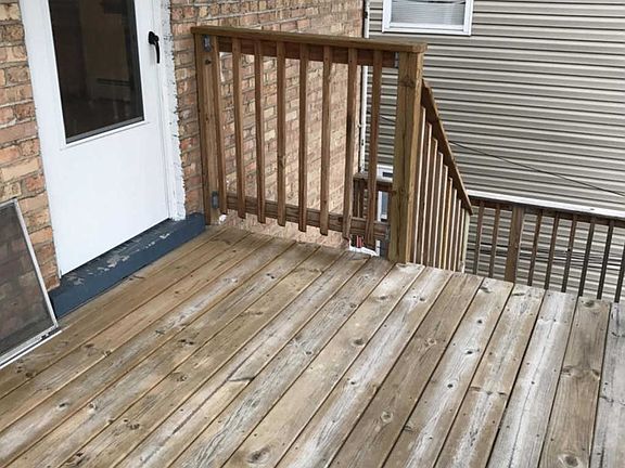 5th image of 6033 W Lawrence Ave #2