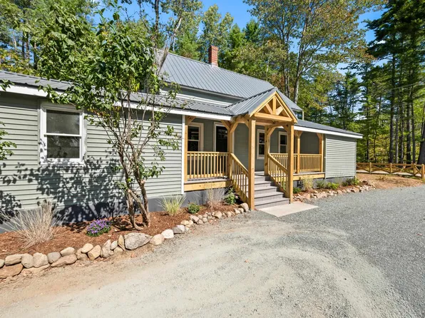 20 Old West Side Road, Conway, NH 03860