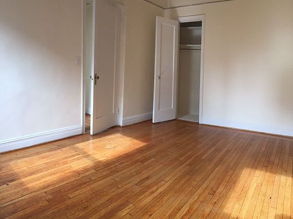 3rd image of 201 E 36th St APT 7B