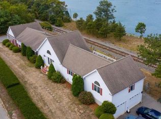 783 Sandwich Rd #G, Buzzards Bay, MA 02532