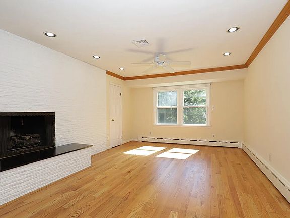 5th image of 5009 Prestwick Dr