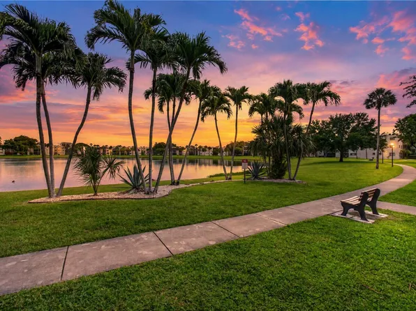 5190 Las Verdes Cir APT 108, Delray Beach, FL 33484