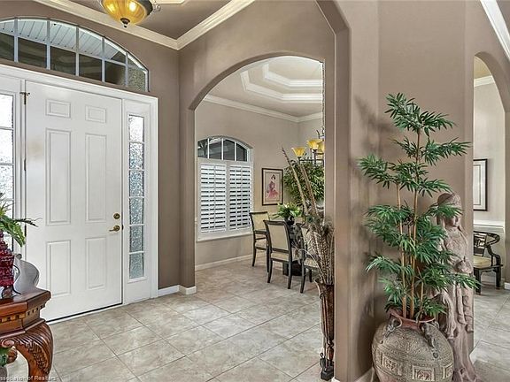 5th image of 2852 Briarwood Ln