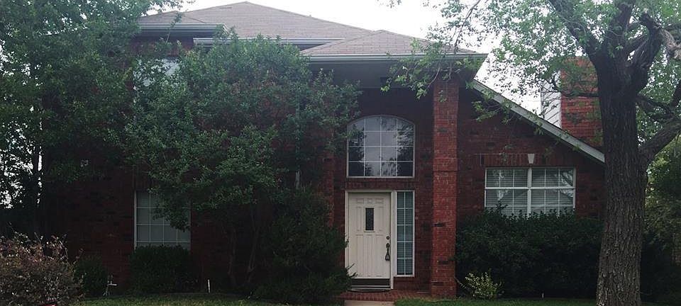 1st image of 812 Stone Trail Dr