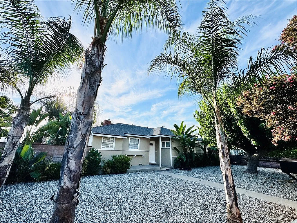 4 bed, 2674 sqft, $4,150 — Photo 1