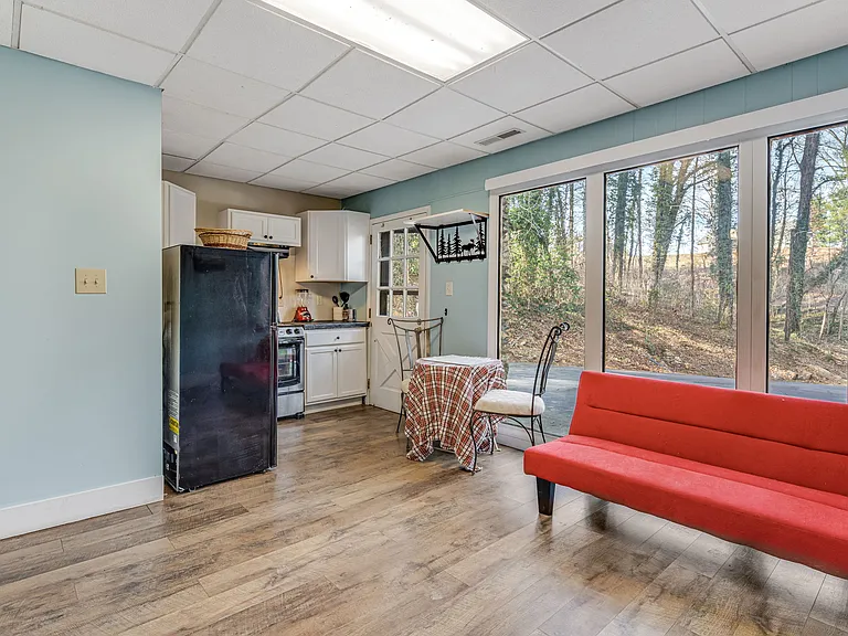 635 Aiken Rd #2 — Photo 3