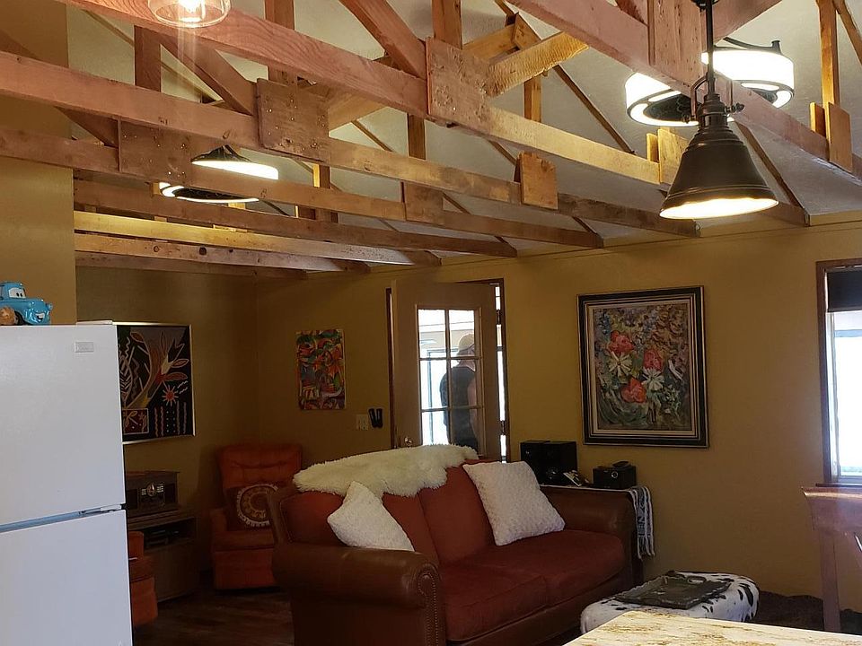 2nd image of 3494 N Limestone Way