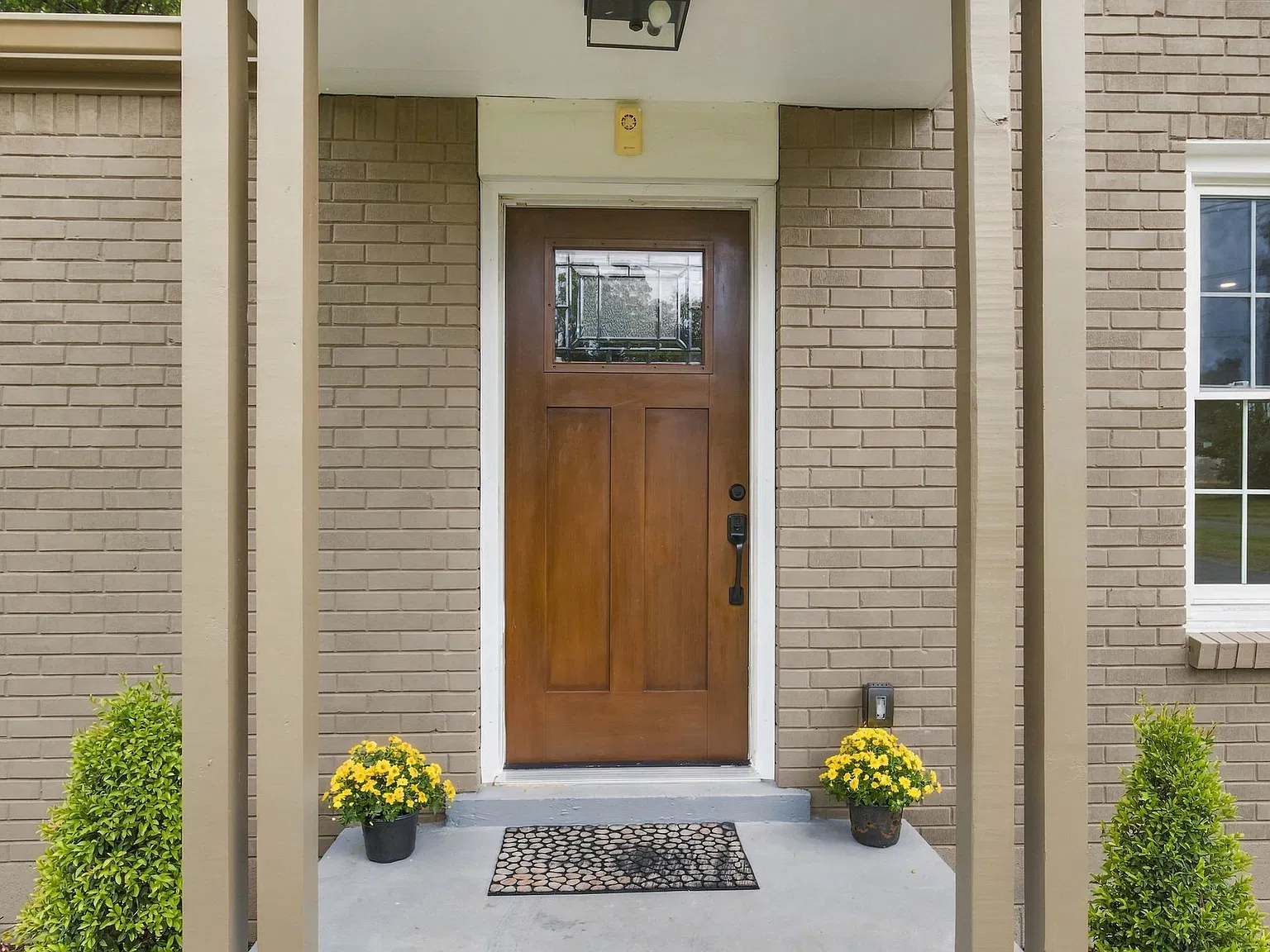 4818 Lindell St — Photo 2