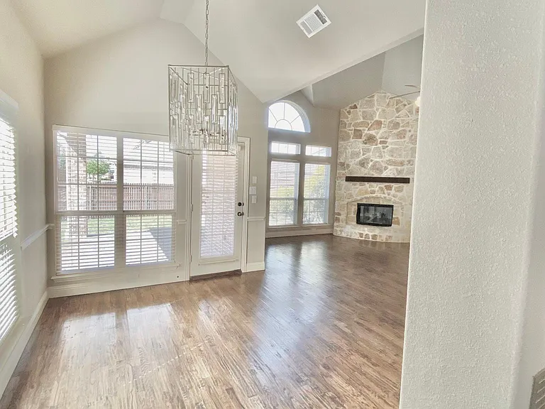 3052 Aerial Dr — Photo 8
