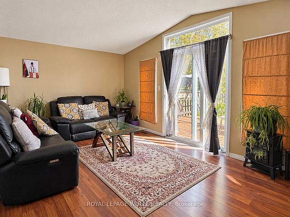 2nd image of 208 Activa Ave