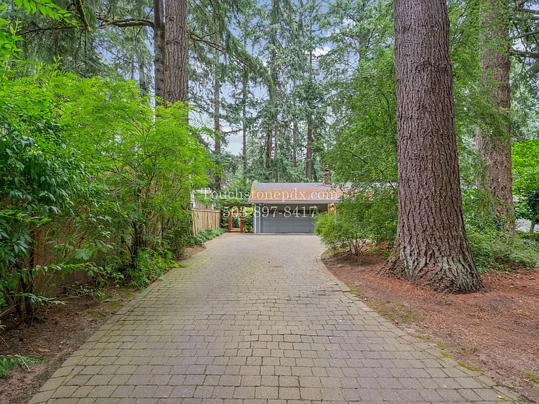 5177 SW West Sunset Dr — Photo 2