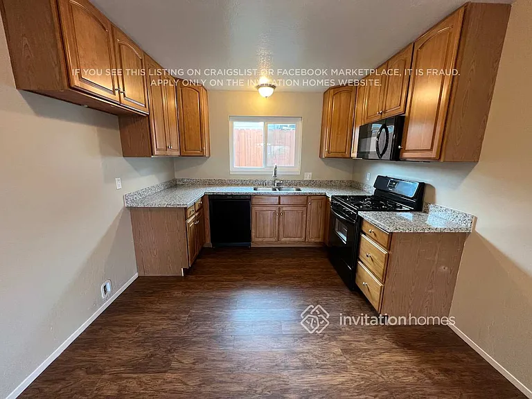 4296 Scenic Ave — Photo 6