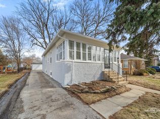 237 S Villa Ave, Elmhurst, IL 60126