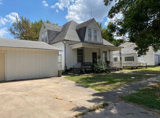 508 N 9th St, Fredonia, KS 66736