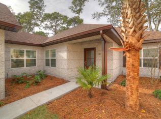44 Simonton Ln, Saint Simons Island, GA 31522