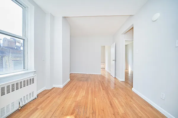 Rented by Living New York | media 8