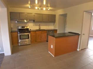 629 Markham Rd, Baltimore, MD 21229