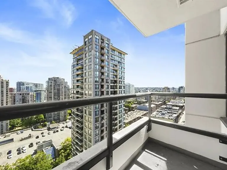 928 Homer St #2108 — Photo 10