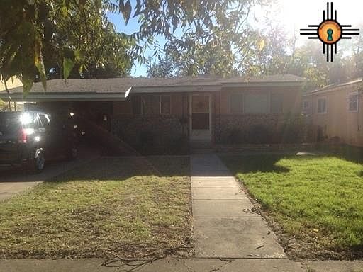 1st image of 604 N Mesquite St