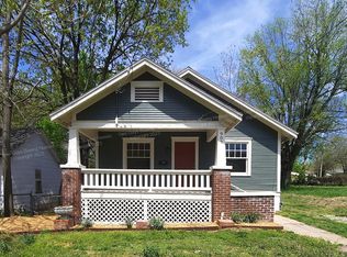 907 W Webster St, Springfield, MO 65802