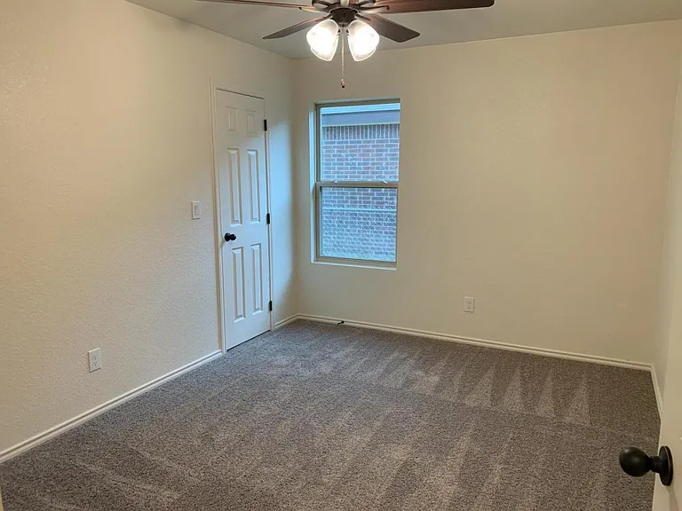 Alterman Dr — Photo 4