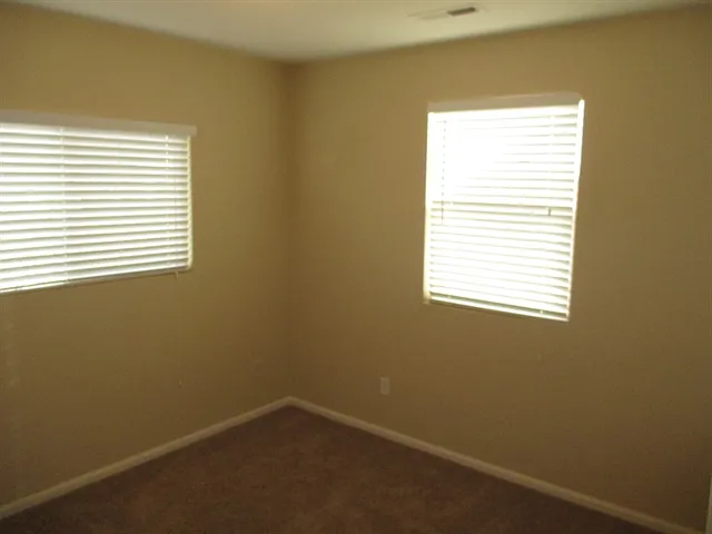 802 Sunrise Dr — Photo 13