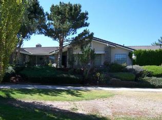 14942 Riverside Dr, Apple Valley, CA 92307