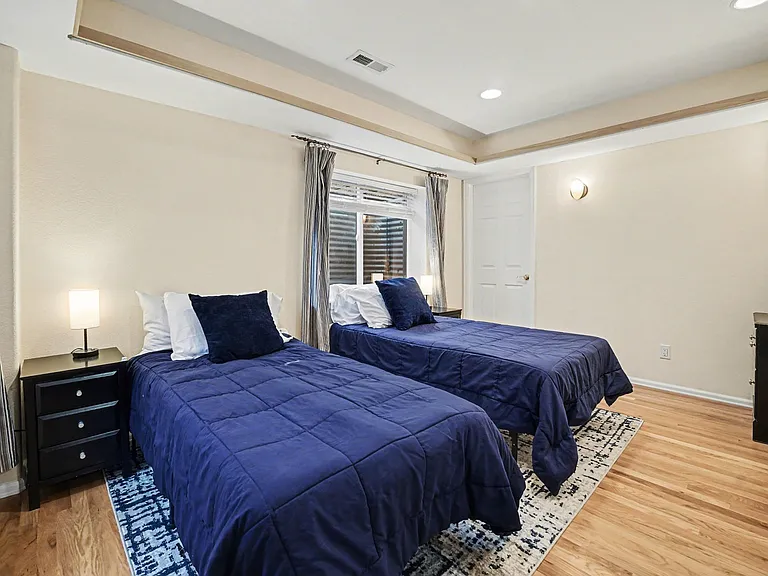 5355 Sage Brush Dr — Photo 3