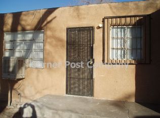 321 1/2 Vermont St NE, Albuquerque, NM 87108