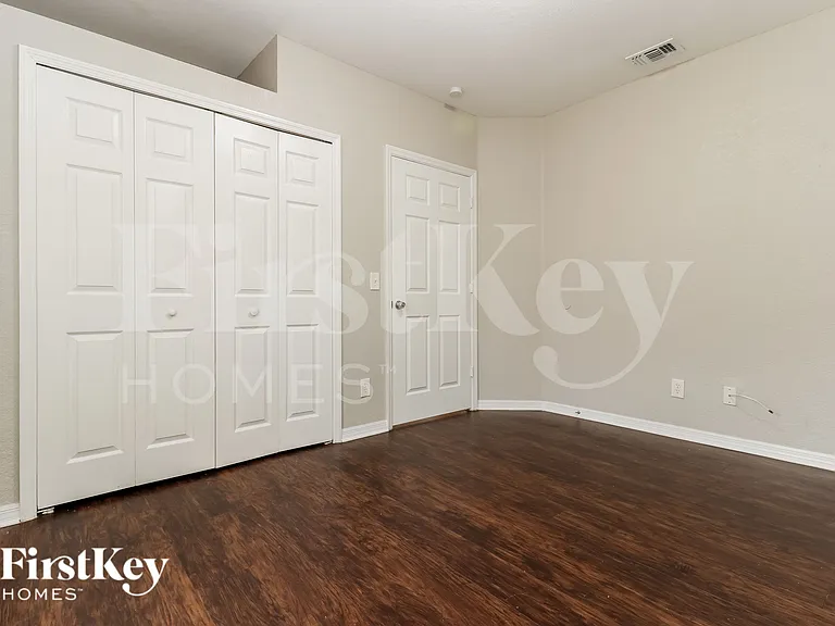 2849 Peake St — Photo 12