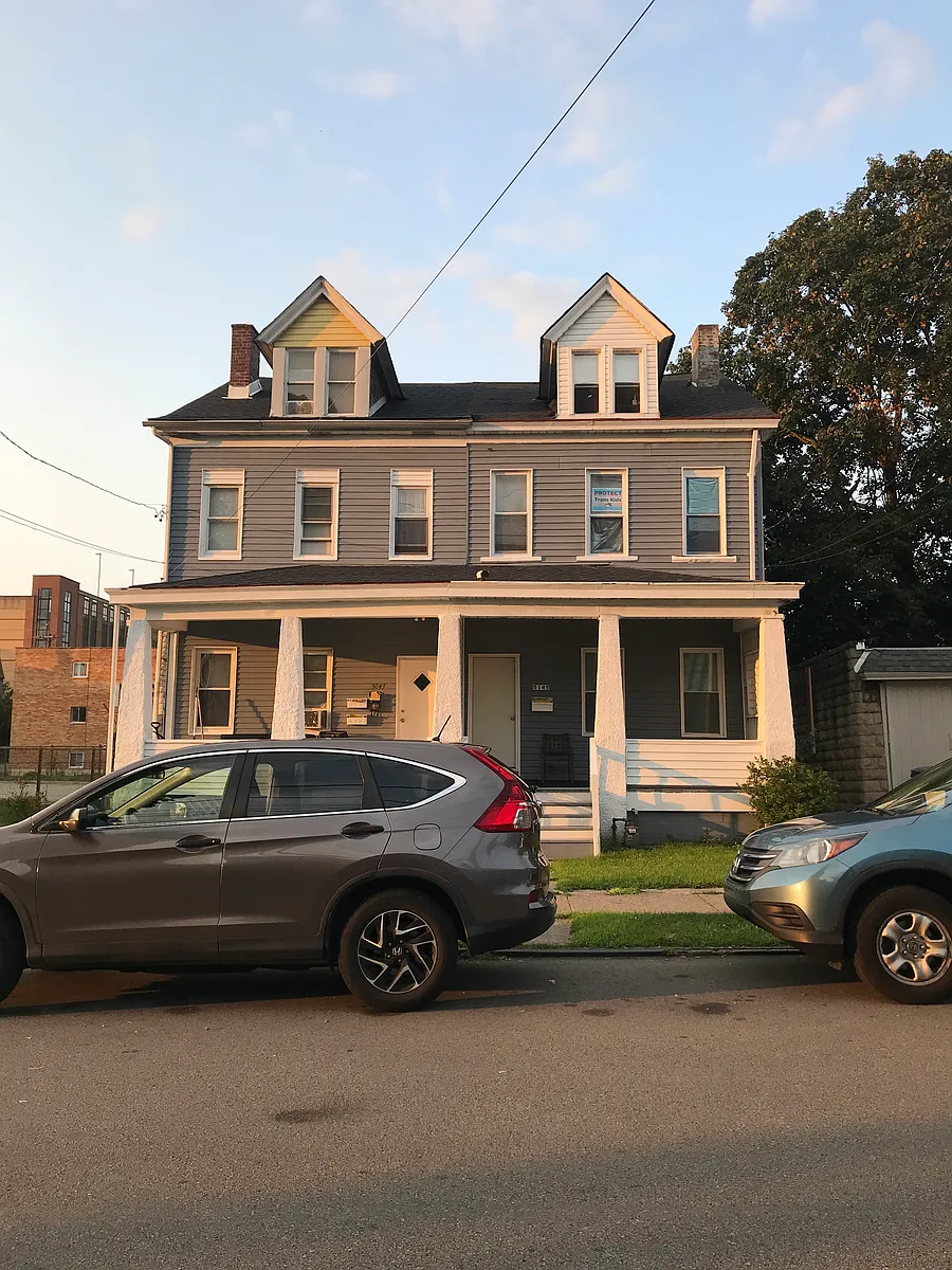 Building Photo - 5143 Cypress St #2A