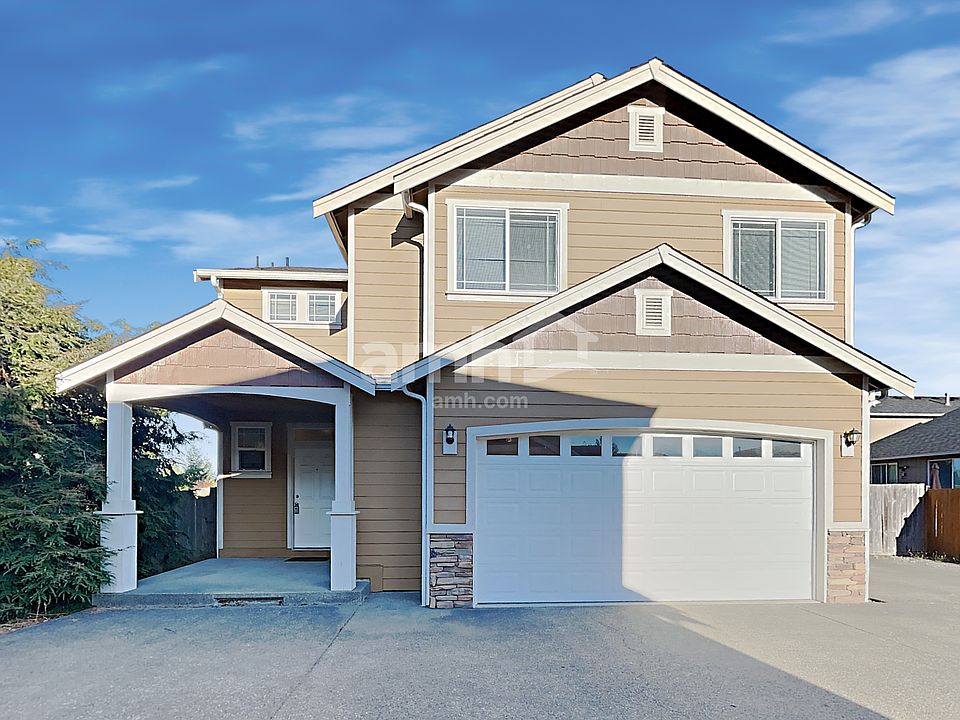 1st image of 4515 201st St E