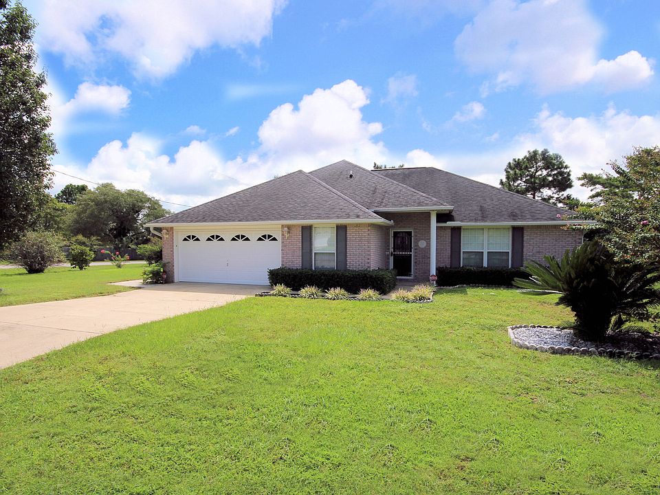 1st image of 525 Tom Sawyer Ln