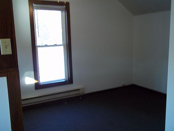 3rd image of 525 Day St APT 3