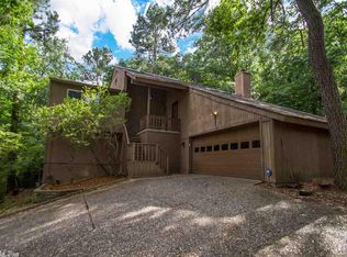 19 Tallyho Ln, Little Rock, AR 72227