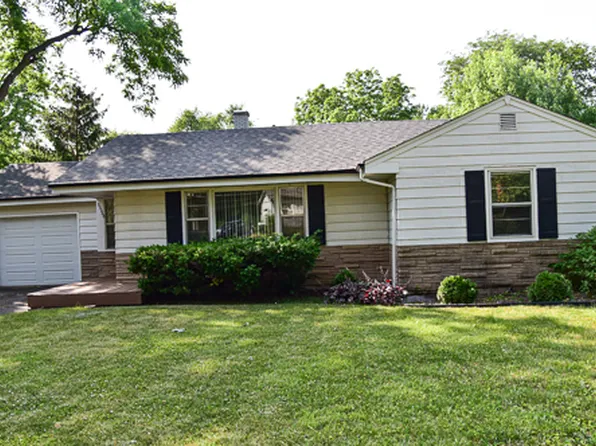 33268 N Mill Rd, Grayslake, IL 60030