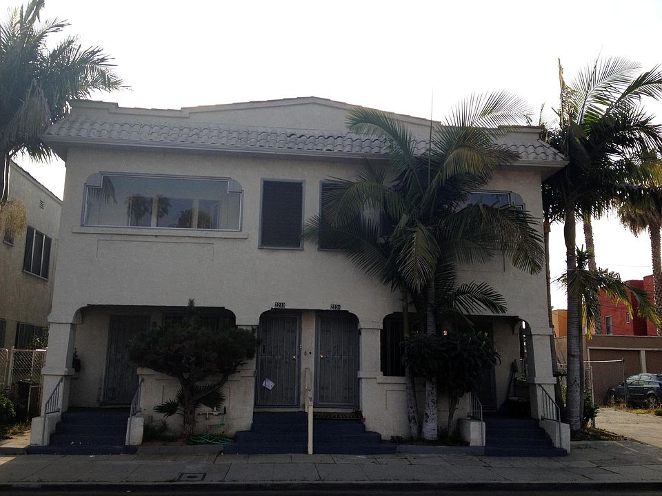 2nd image of 2231 Vineyard Ave