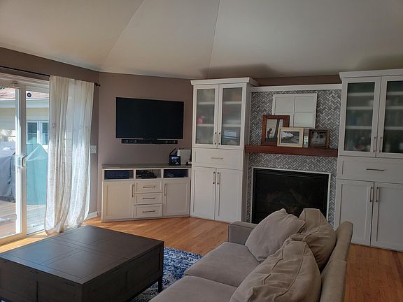 4th image of 3S130 Mulberry Ln