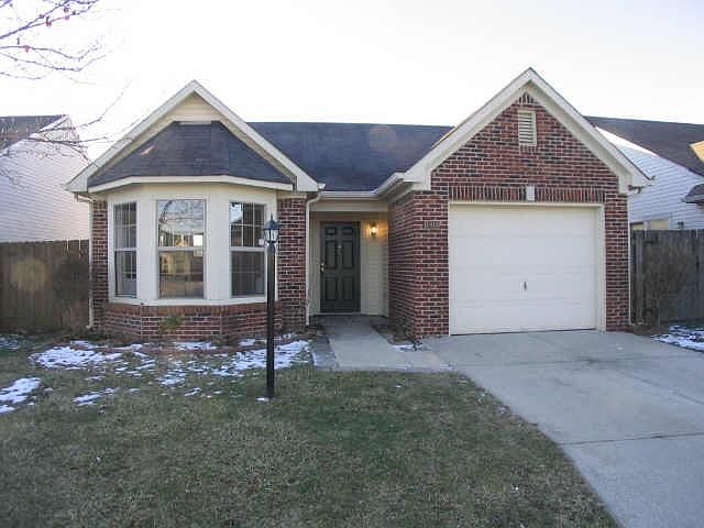 1st image of 4919 W Peony Pl