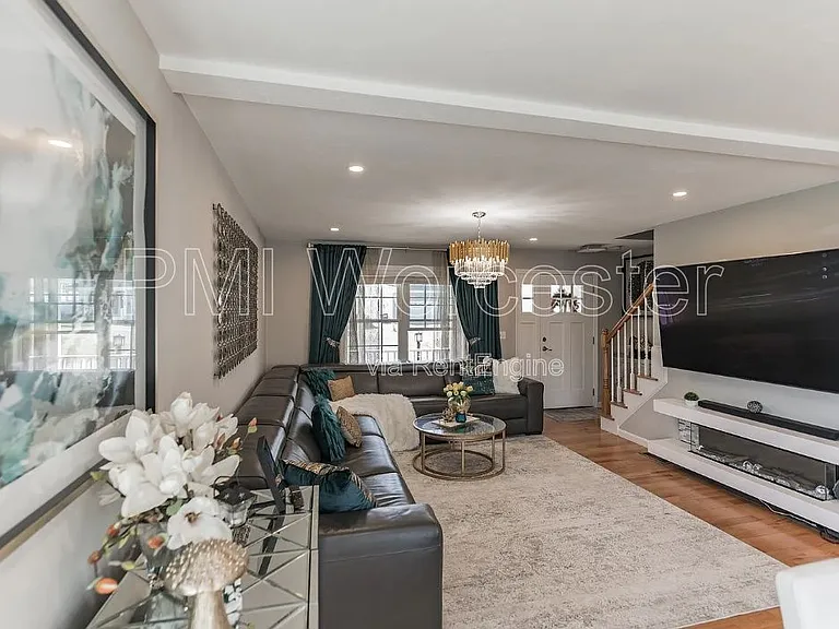 1 Sourwood Cir — Photo 8