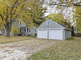 433 Clarence St, Fort Atkinson, WI 53538