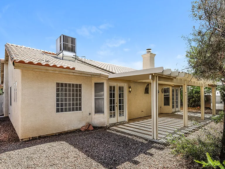 6409 Rancho Santa Fe Dr — Photo 16