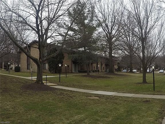 2nd image of 16420 Heather Ln APT 204