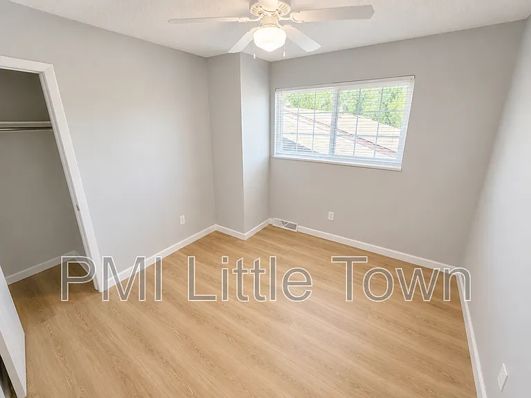 7482 W Roxbury Pl — Photo 12