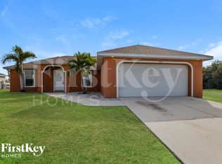 1810 NW 21st Ter, Cape Coral, FL 33993
