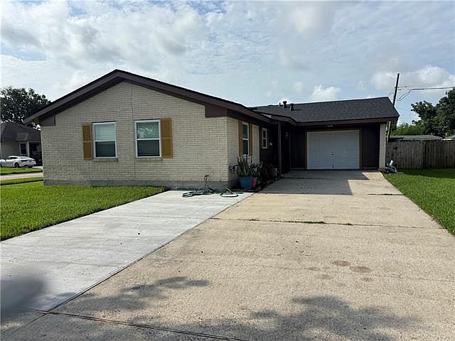 1st image of 2160 Esplanade Pl