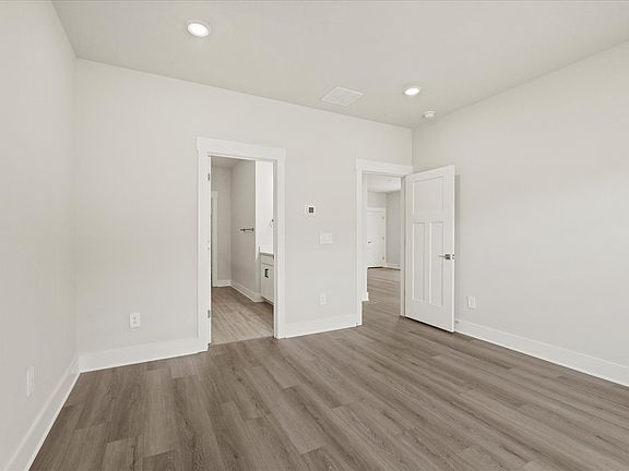 Welcome to the Sydney floorplan at Cedar Shoals - Heritage Collection.