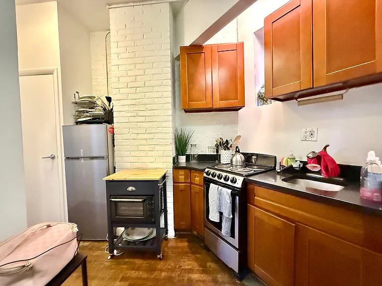 202 E 21st St #6D — Photo 4